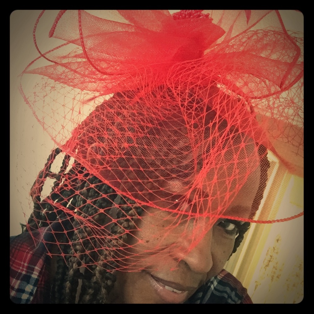 Fascinator - Picture 1 of 4